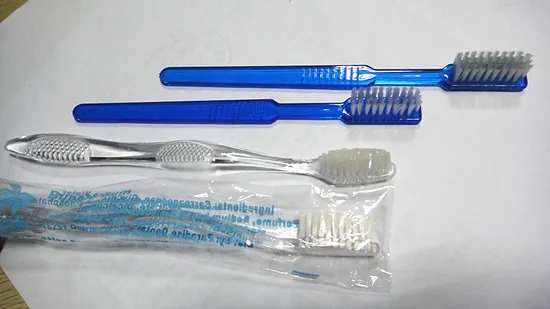 Disposable Pre-Pasted Toothbrush with Toothpaste Inside Bristle Mint Bubble Gum Flavour for Dentist Clinic Dental Use