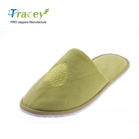 Cheap Comfortable Lightable Washable Closed Toe Towel Hotel Indoor Guest Slippers Pantuflas for Travel