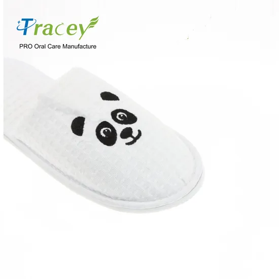 Wholesale Hotel Slippers with Logo Customized Disposable Slippers for Men Women SPA Hotel Towel Slipper Guest Degradable
